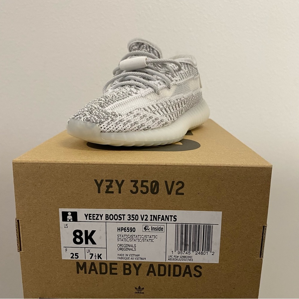 Adidas Yeezy 350 “Static” infant / baby / toddler size 8k